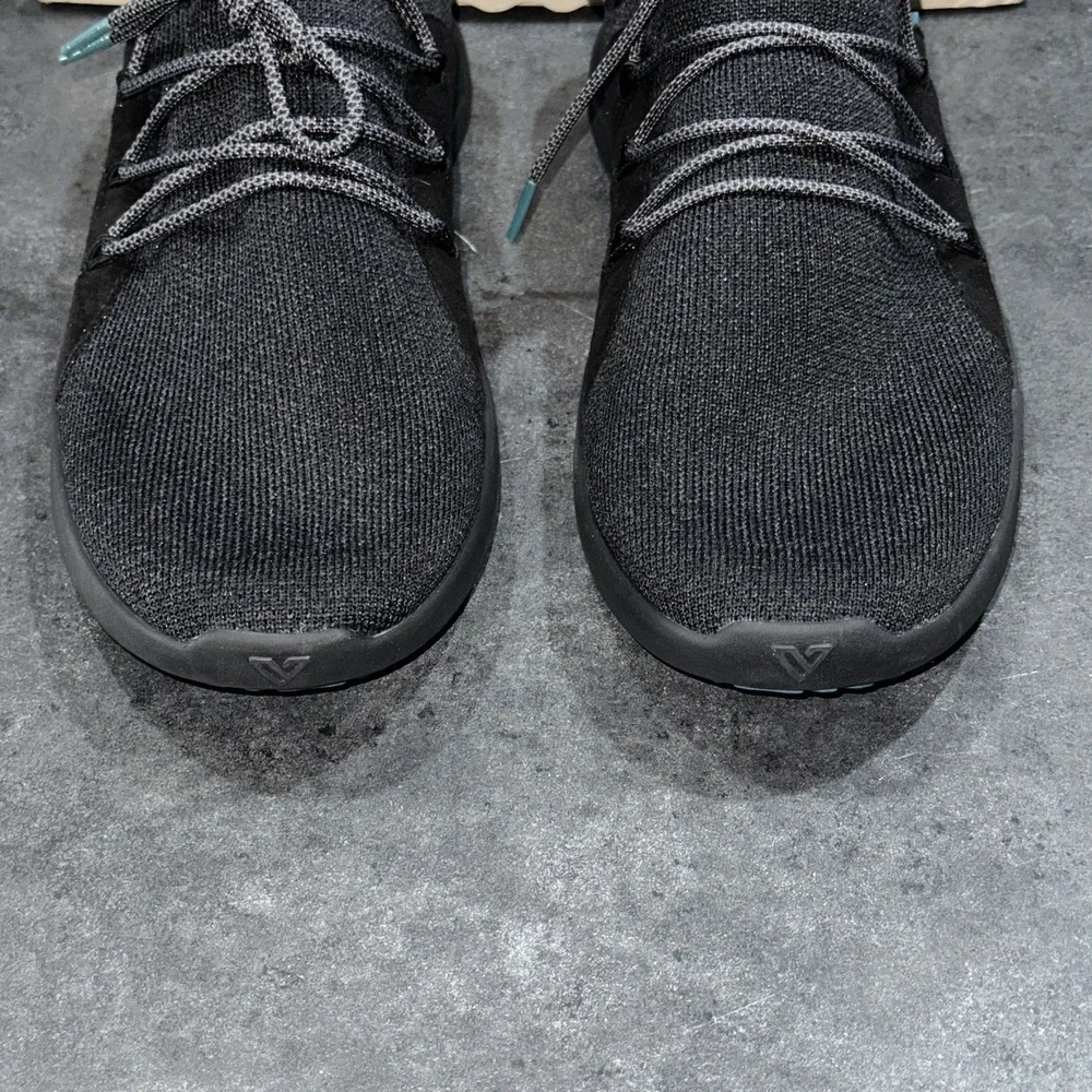 Vessi Everyday Classic Sneaker Women's Size 11 All Black on Black EUC Waterproof